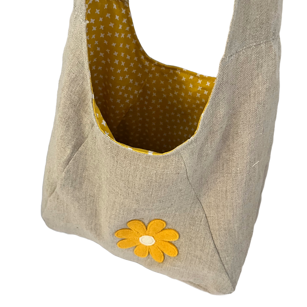 Linen Crossbody Hobo w/Yellow Flower 🌼