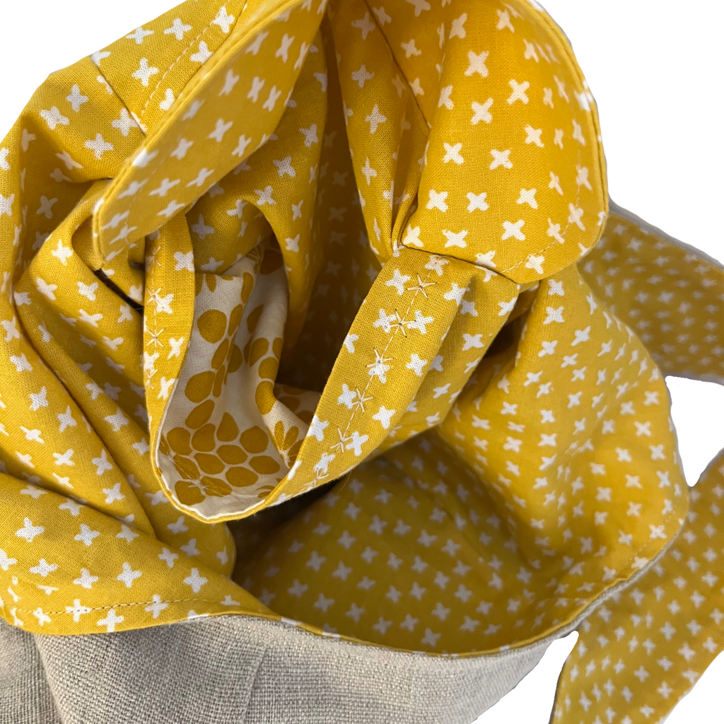 Linen Crossbody Hobo w/Yellow Flower 🌼