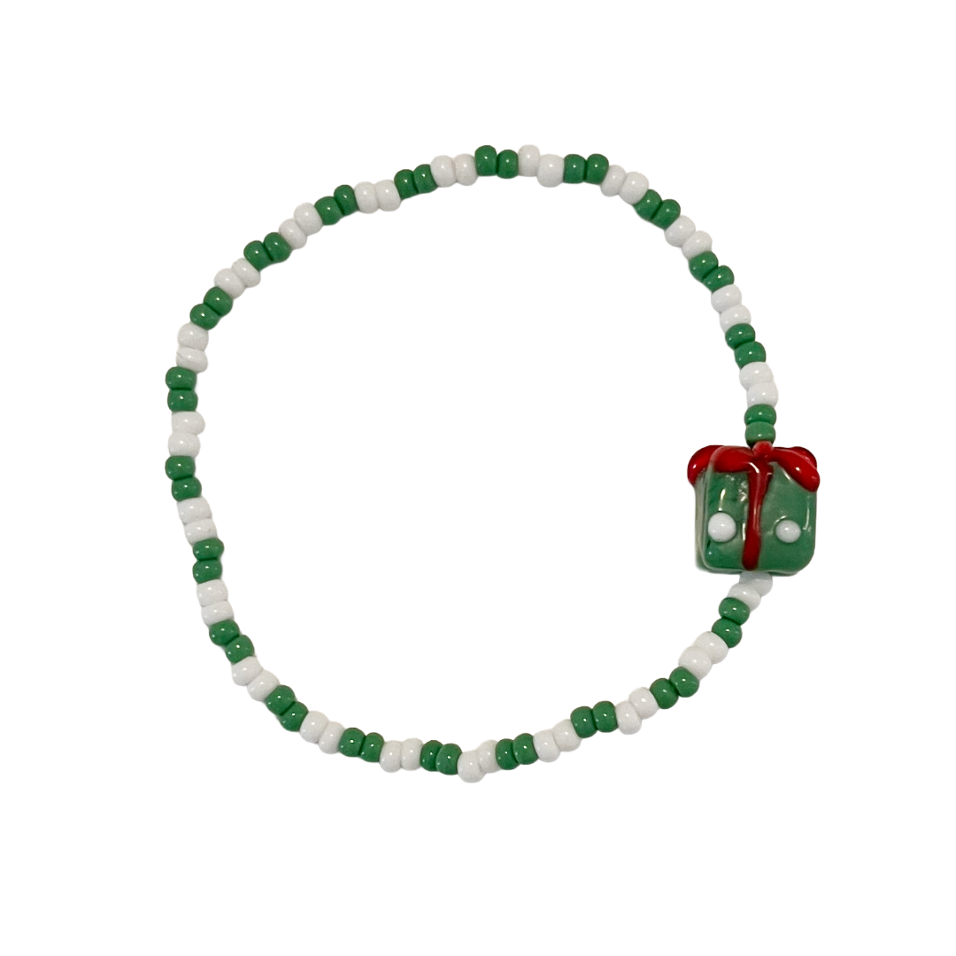 Holiday Bracelets & Earrings – Green, Red & White
